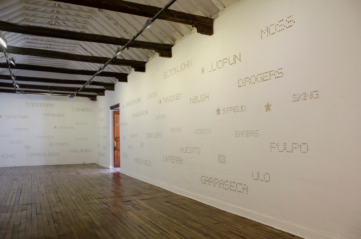 <span class="numbwork">2466</span > <span class="bullwork">•</span > El camino corto - Image 6