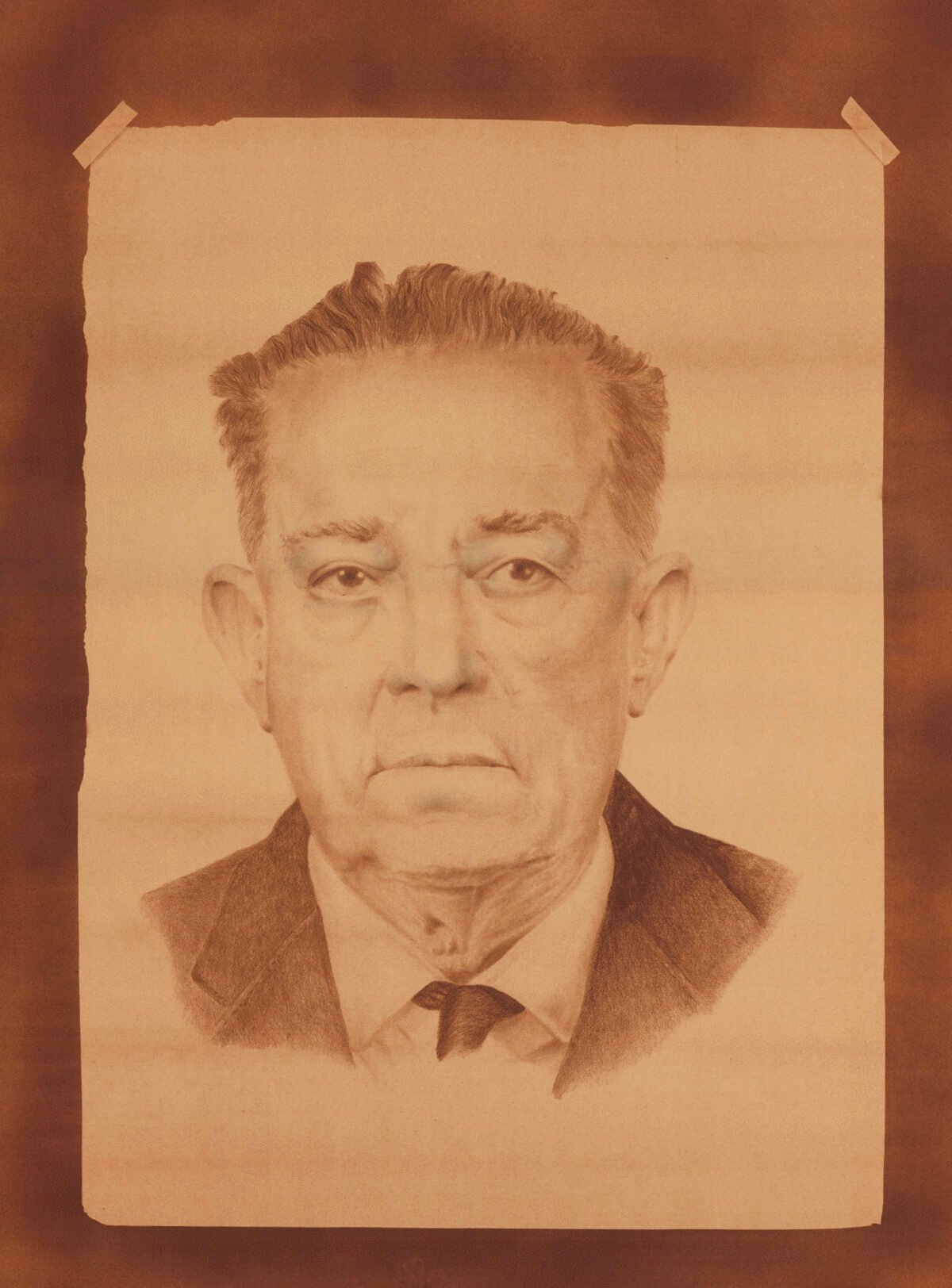 <span class="numbwork">2118</span > <span class="bullwork">•</span > Hombre