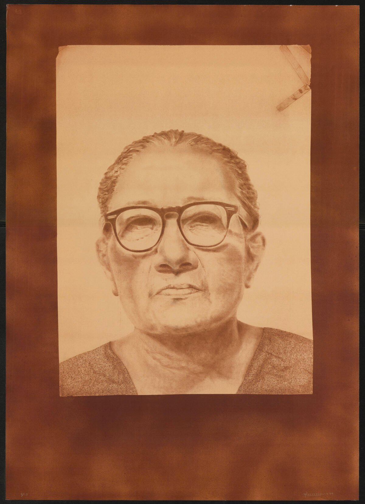 <span class="numbwork">2119</span > <span class="bullwork">•</span > Mujer - Image 2