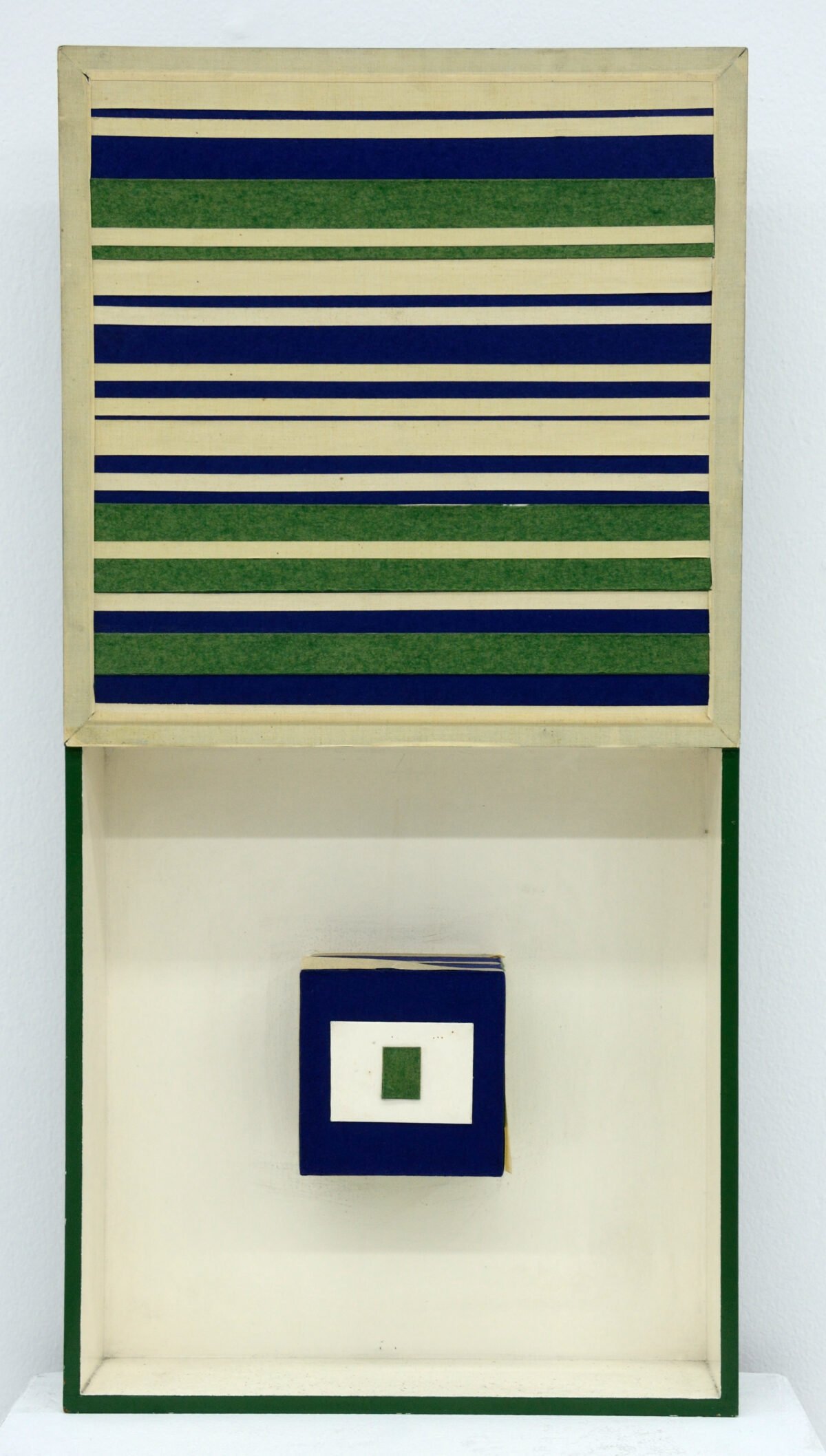 <span class="numbwork">1929</span > <span class="bullwork">•</span > Objeto 003 - Image 3