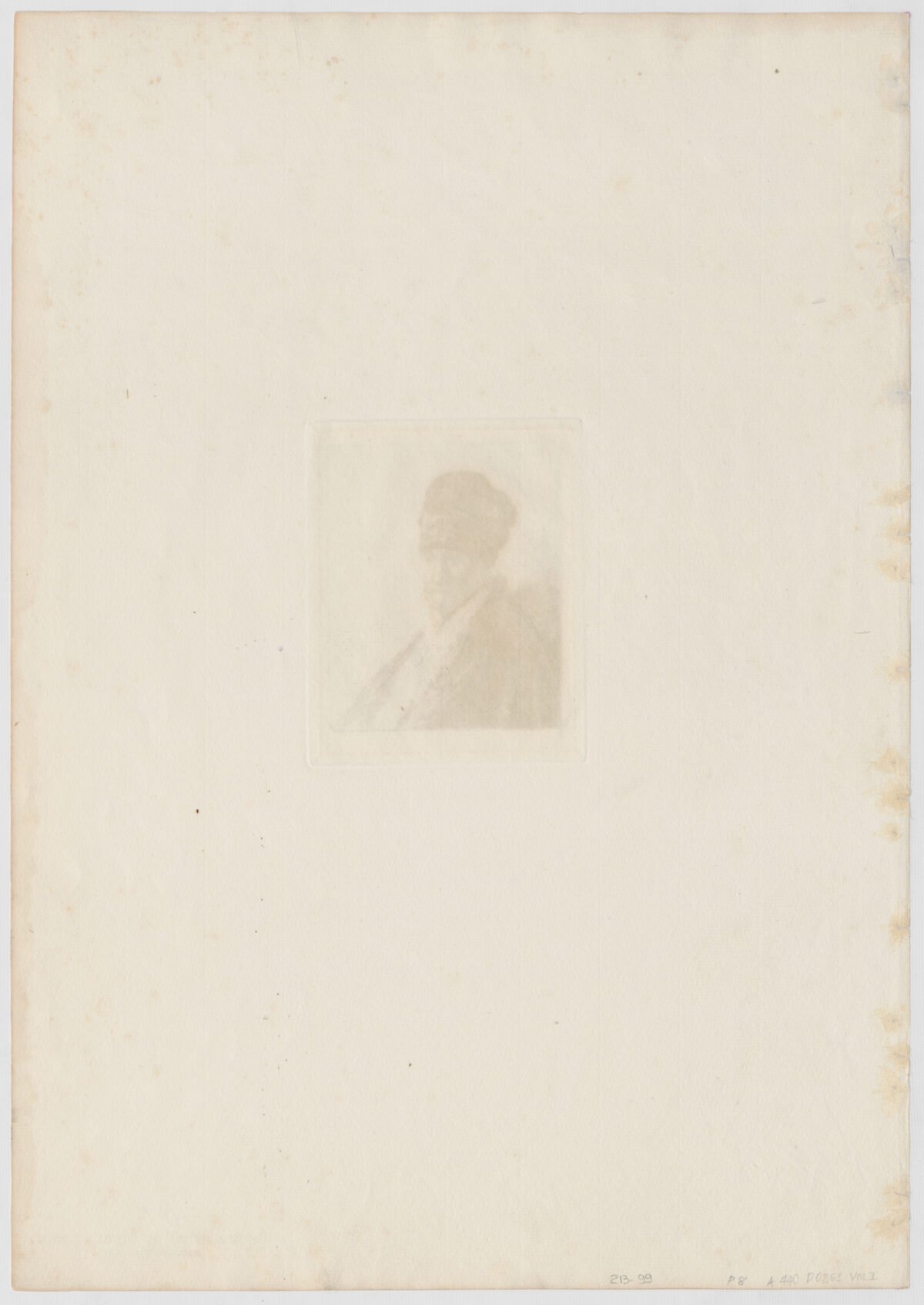 <span class="numbwork">0261</span > <span class="bullwork">•</span > Busto de hombre con gorra alta - Image 3