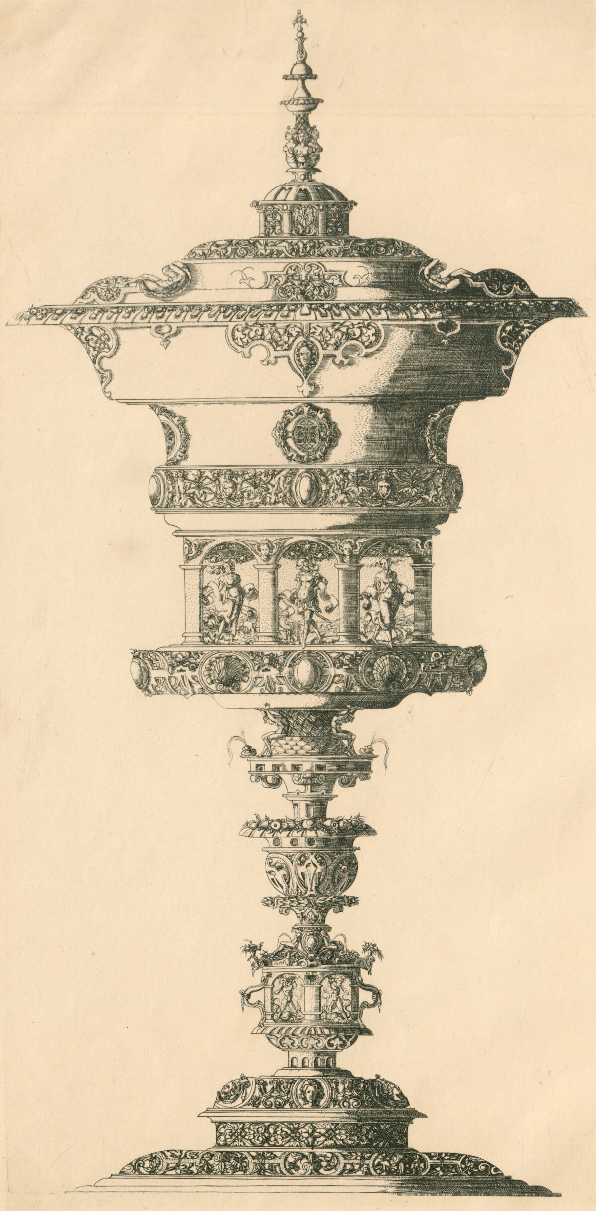 <span class="numbwork">0829</span > <span class="bullwork">•</span > Copa cubierta con un friso con Hércules matando a la hidra de Lerna