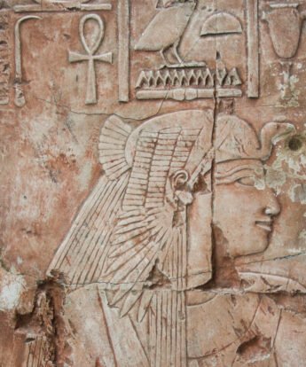 <span class="numbwork">1693</span > <span class="bullwork">•</span > Reina Ahmes (madre de Hatshepsut)