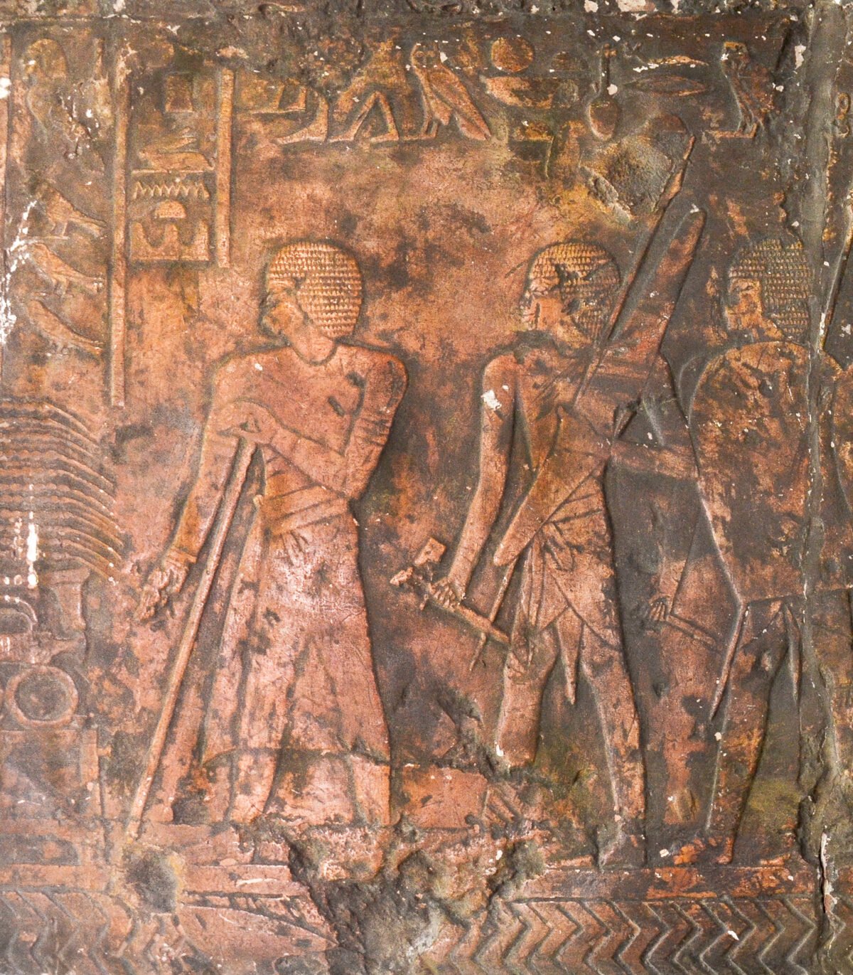 <span class="numbwork">1707</span > <span class="bullwork">•</span > Tuty y soldados de Hatshepsut