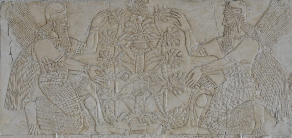 <span class="numbwork">1717</span > <span class="bullwork">•</span > Árbol sagrado entre dos genios alados
