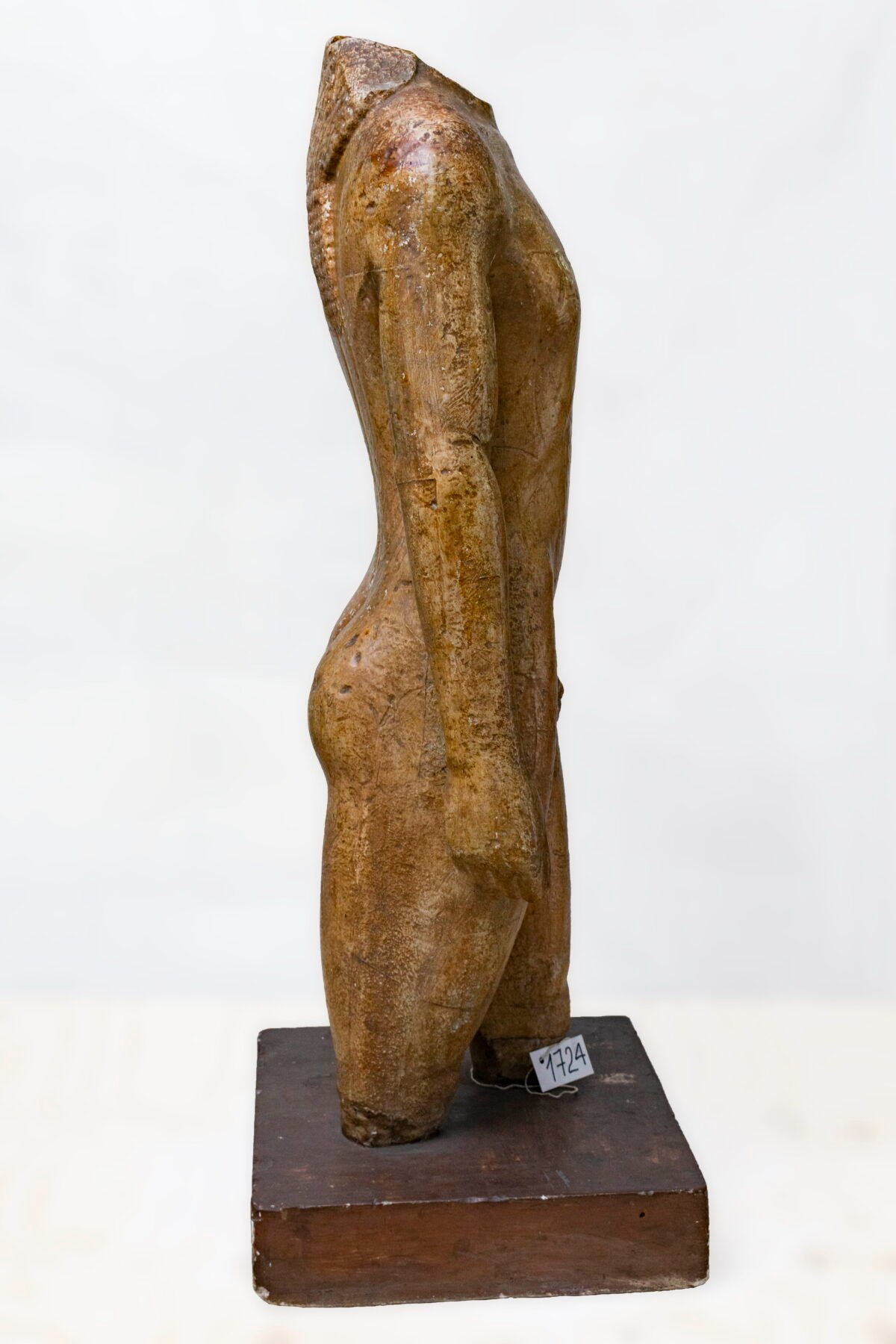 <span class="numbwork">1724</span > <span class="bullwork">•</span > Kuros (Kouros) - Image 3