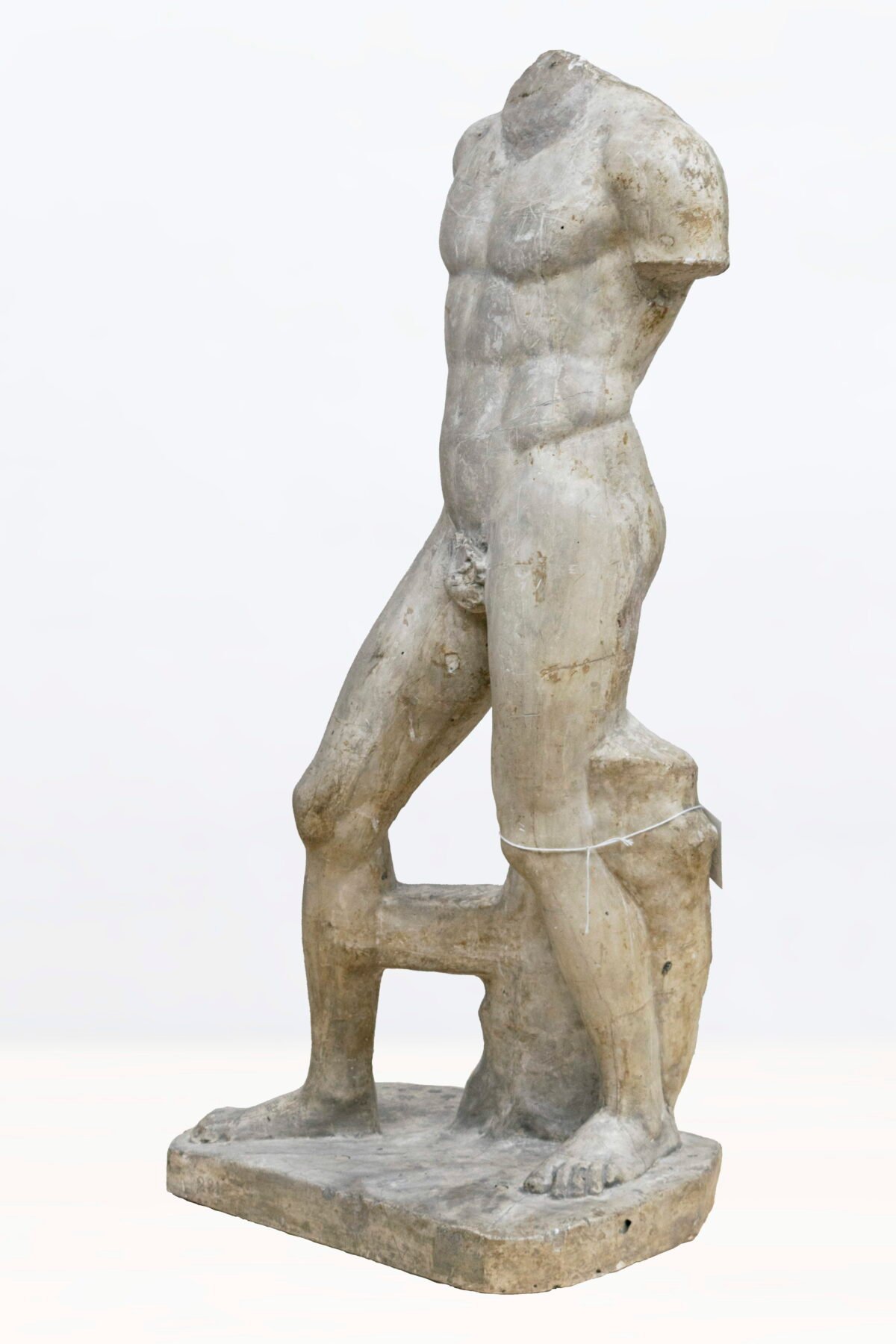 <span class="numbwork">1780</span > <span class="bullwork">•</span > Hombre desnudo (Discóbolo en reposo) - Image 4