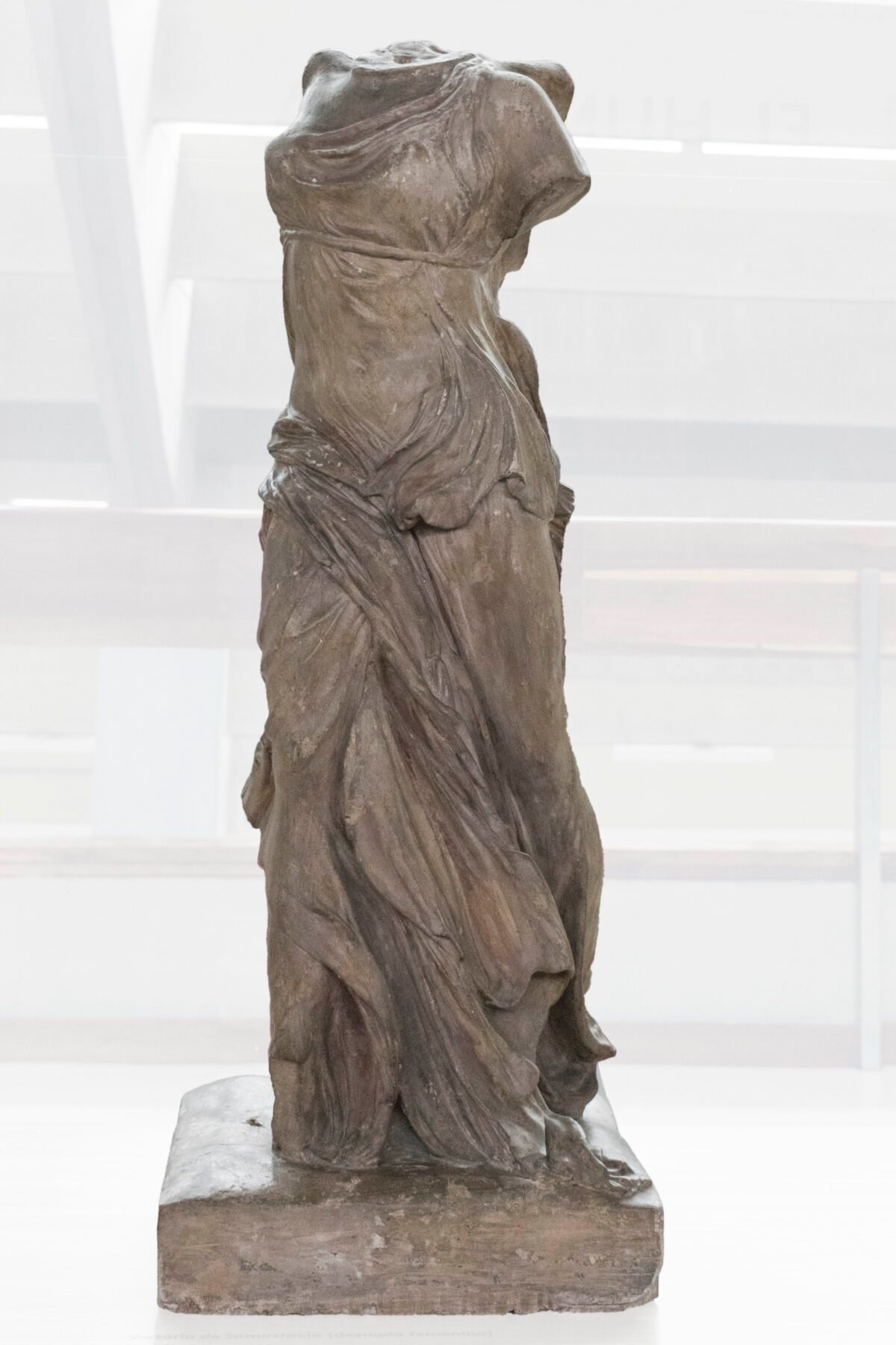 <span class="numbwork">1781</span > <span class="bullwork">•</span > Desnudo femenino (Victoria de Samotracia) - Image 3