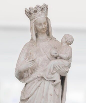 <span class="numbwork">1852</span > <span class="bullwork">•</span > La Virgen dorada