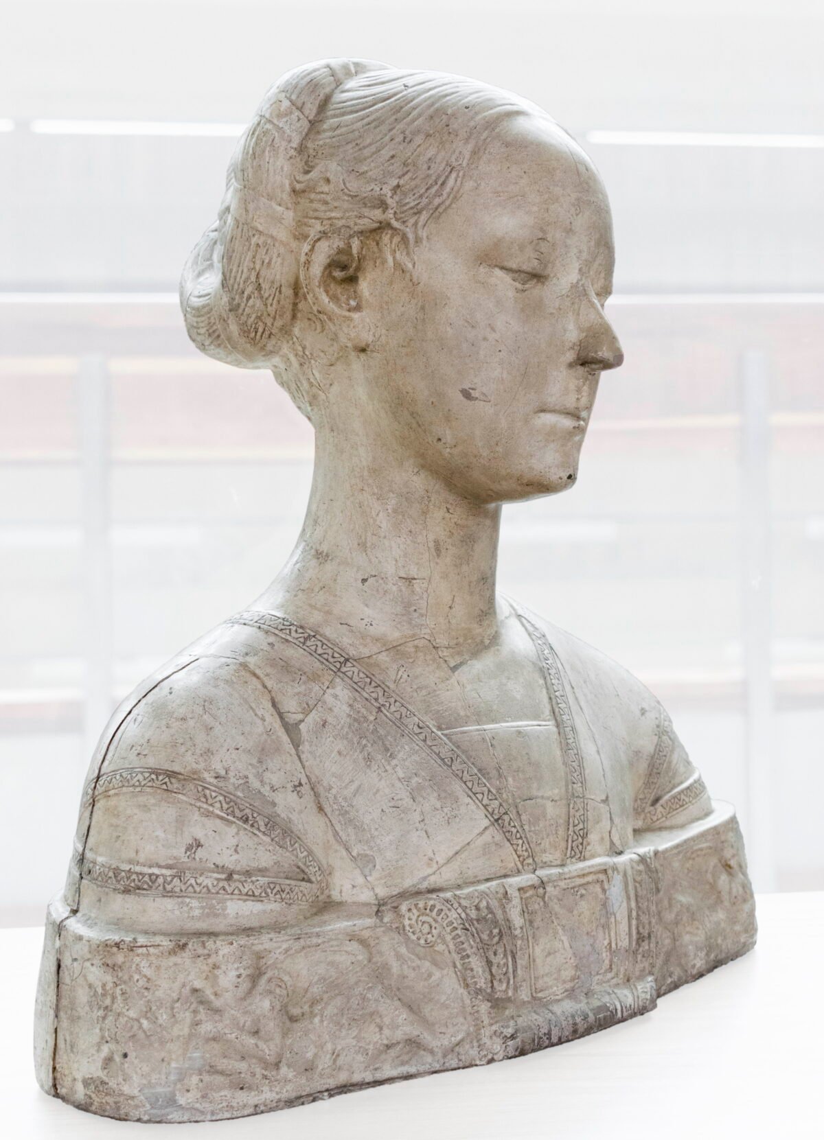 <span class="numbwork">1868</span > <span class="bullwork">•</span > Retrato de Beatriz de Aragón - Image 6