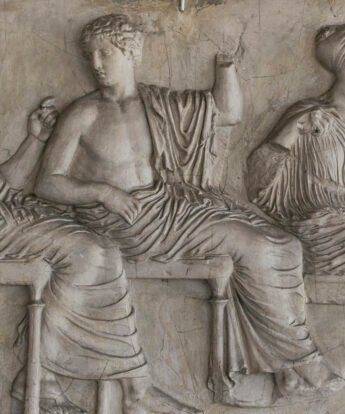 <span class="numbwork">2400</span > <span class="bullwork">•</span > Poseidón, Apolo y Artemisa